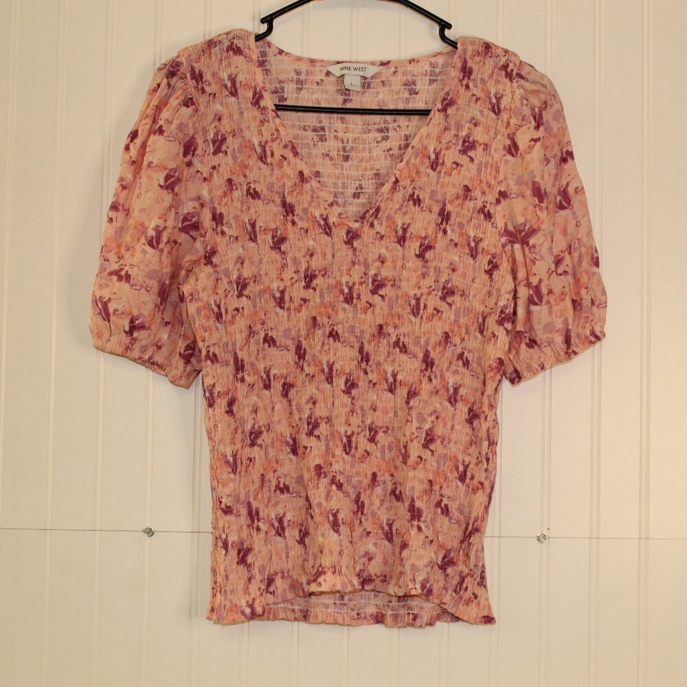 Nine West Pink Floral Smocked Top Size Large